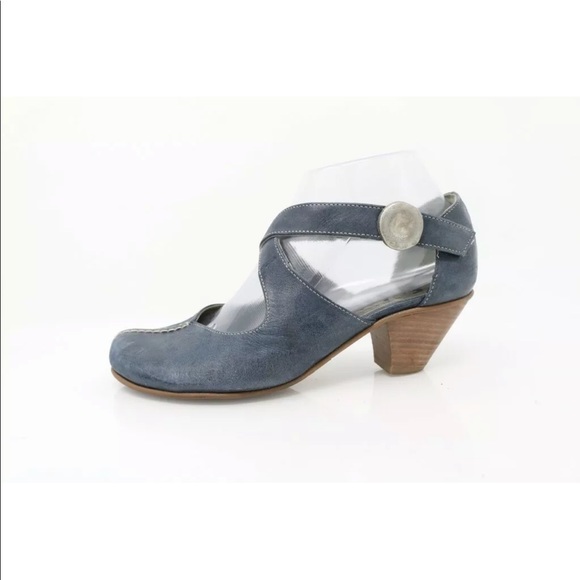 Fidji Mary Jane Pump Shoes Hook Loop Split Toe - Picture 2 of 10